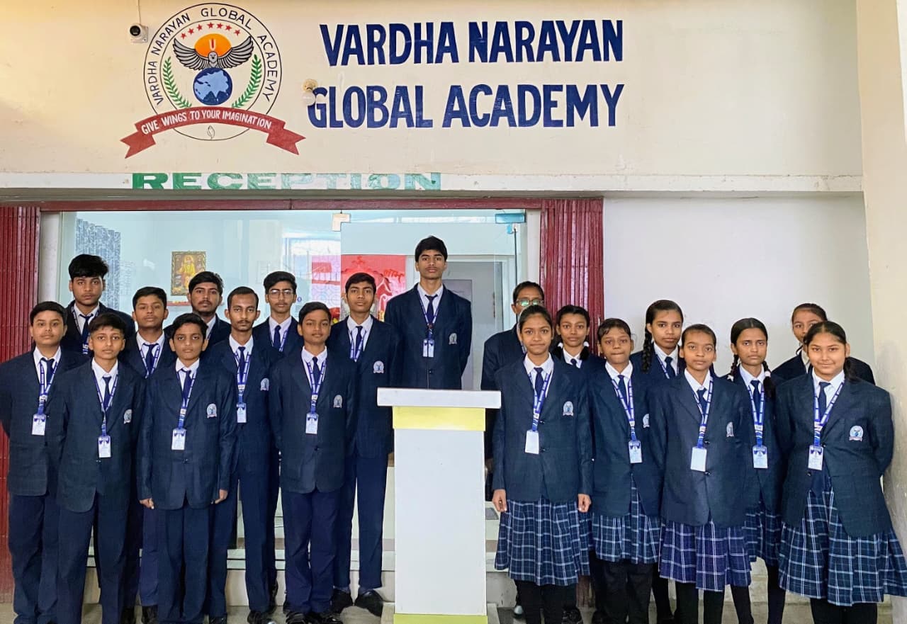 VARDHA NARAYAN GLOBAL ACADEMY